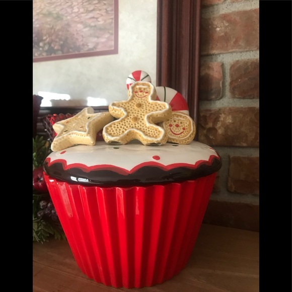 Rare Vintage Gingerbread Man Cupcake Cookie Jar - Picture 1 of 12